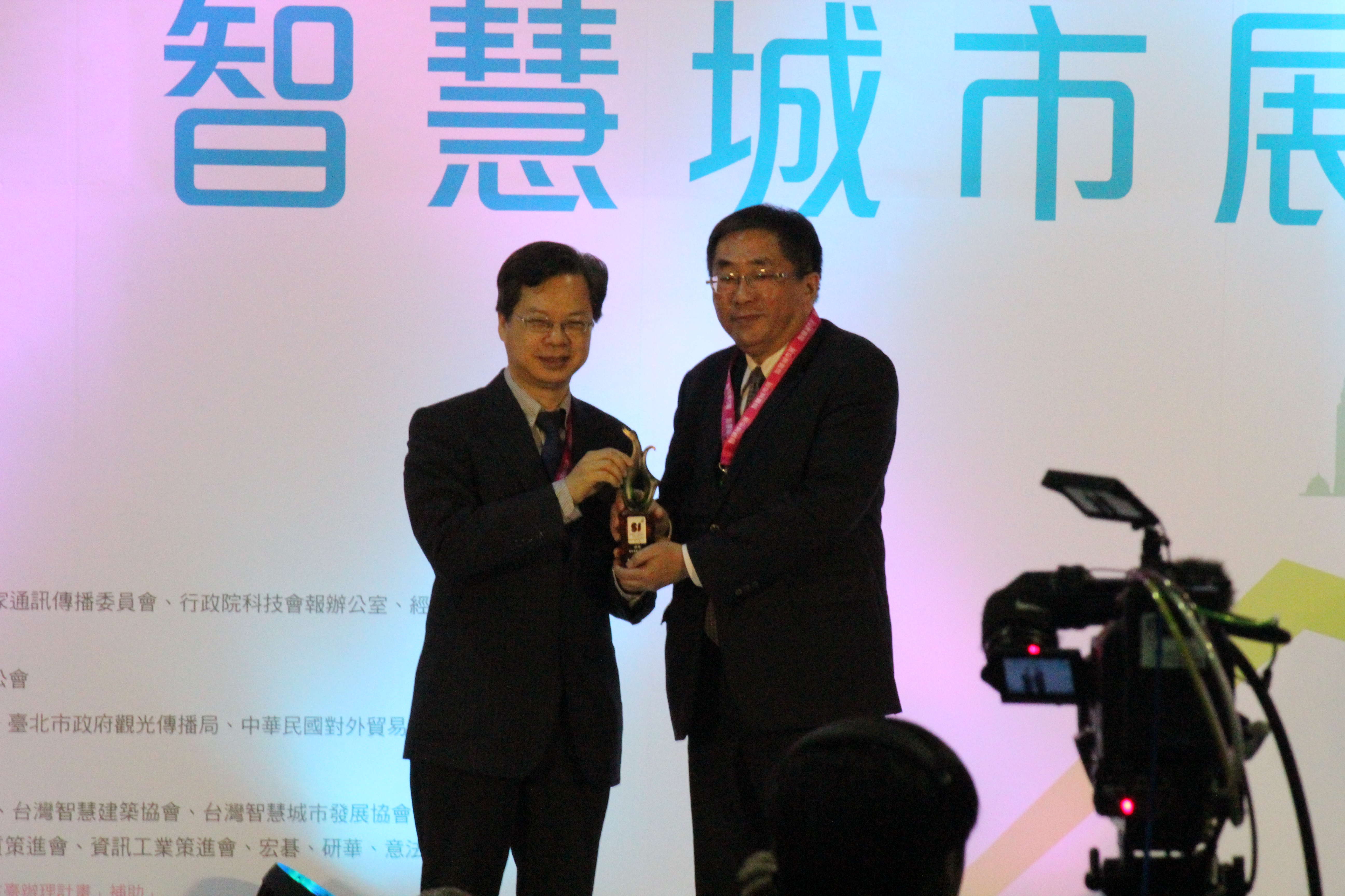 東元智慧聯網電動三輪車 榮獲2018系統整合輸出獎優勝