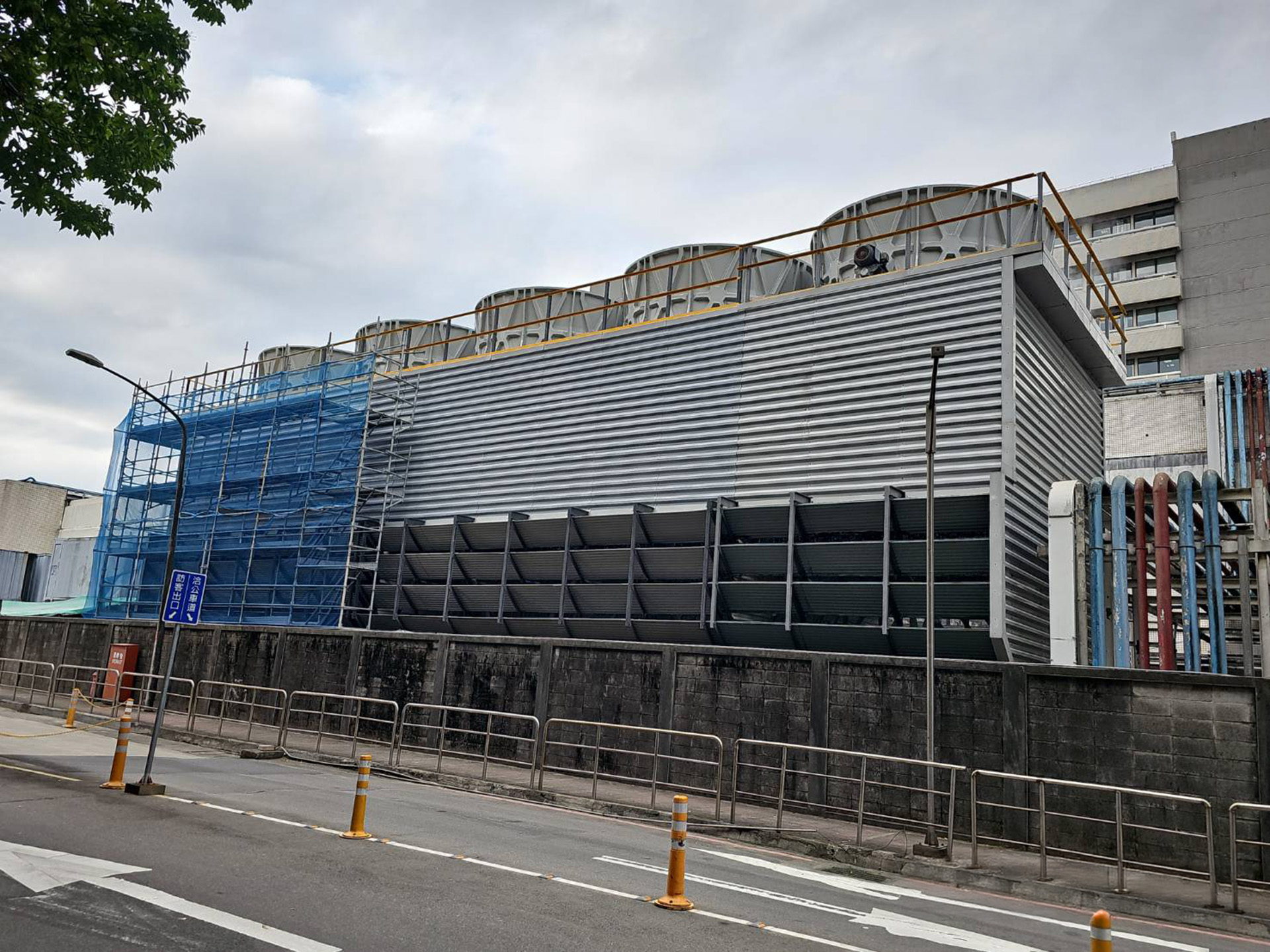 跨国多领域建筑应用