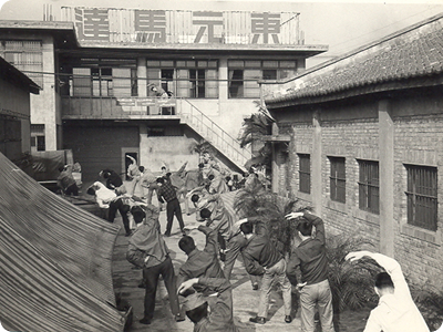 東元電機創立於質樸的 50 年代，陪伴台灣邁向工業化社會